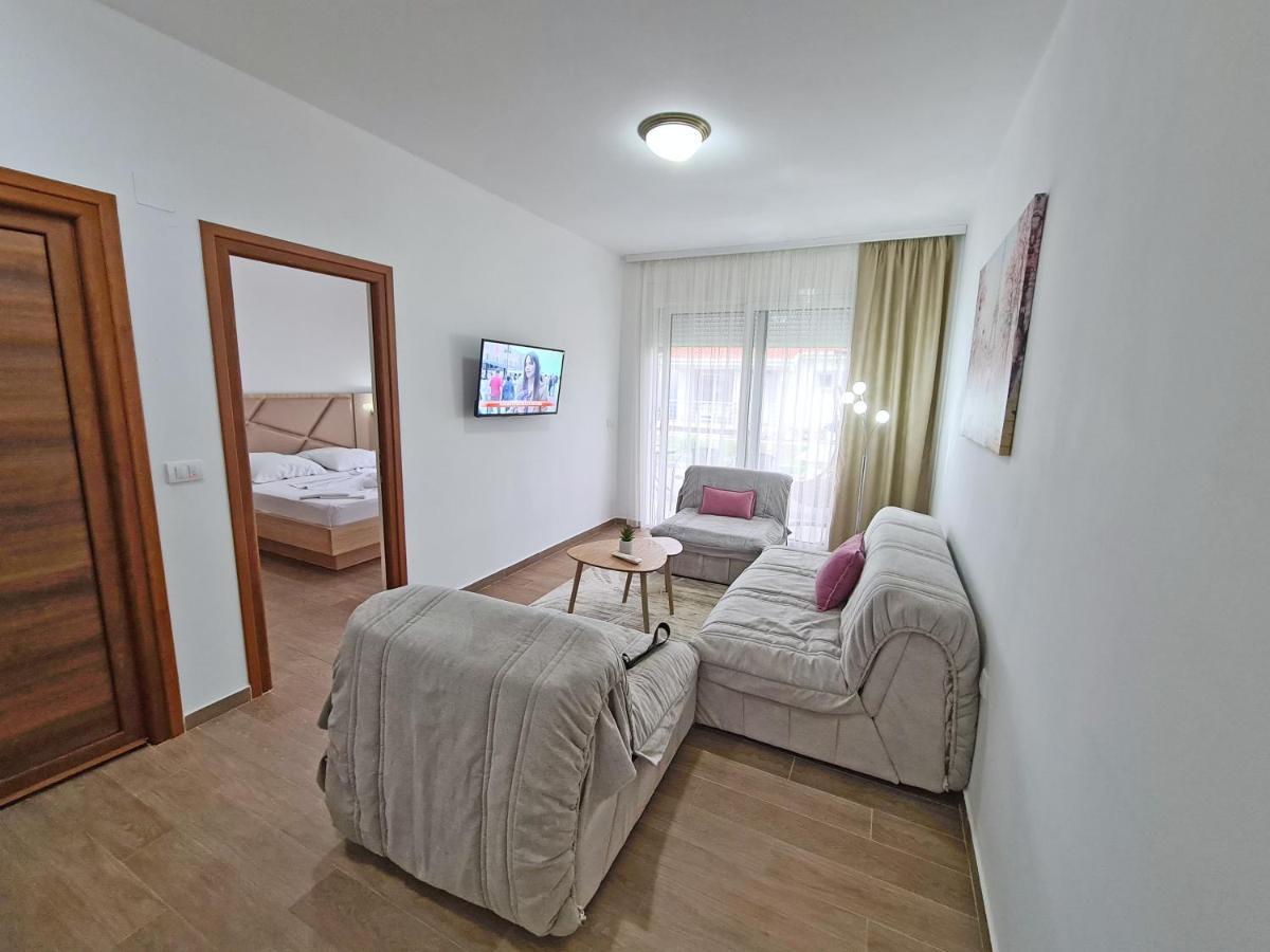 Apartments Amar Улцин Екстериор снимка