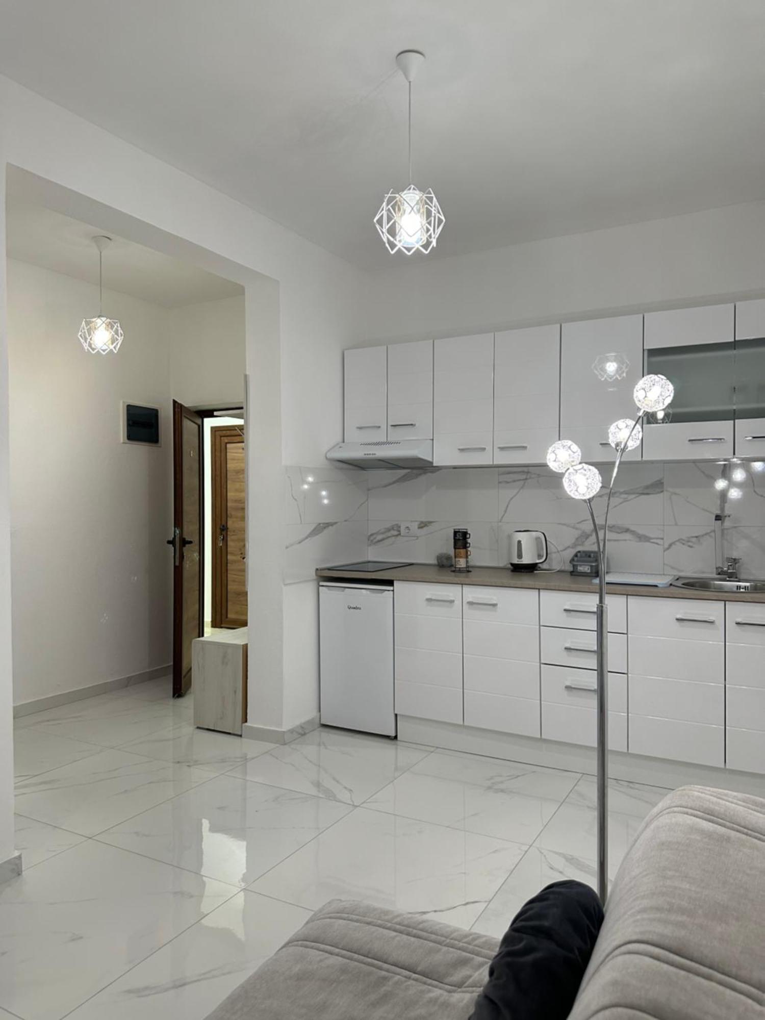 Apartments Amar Улцин Екстериор снимка