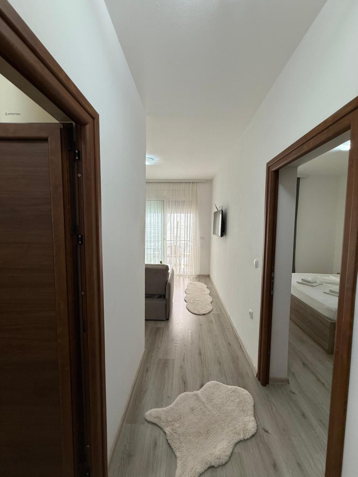 Apartments Amar Улцин Екстериор снимка